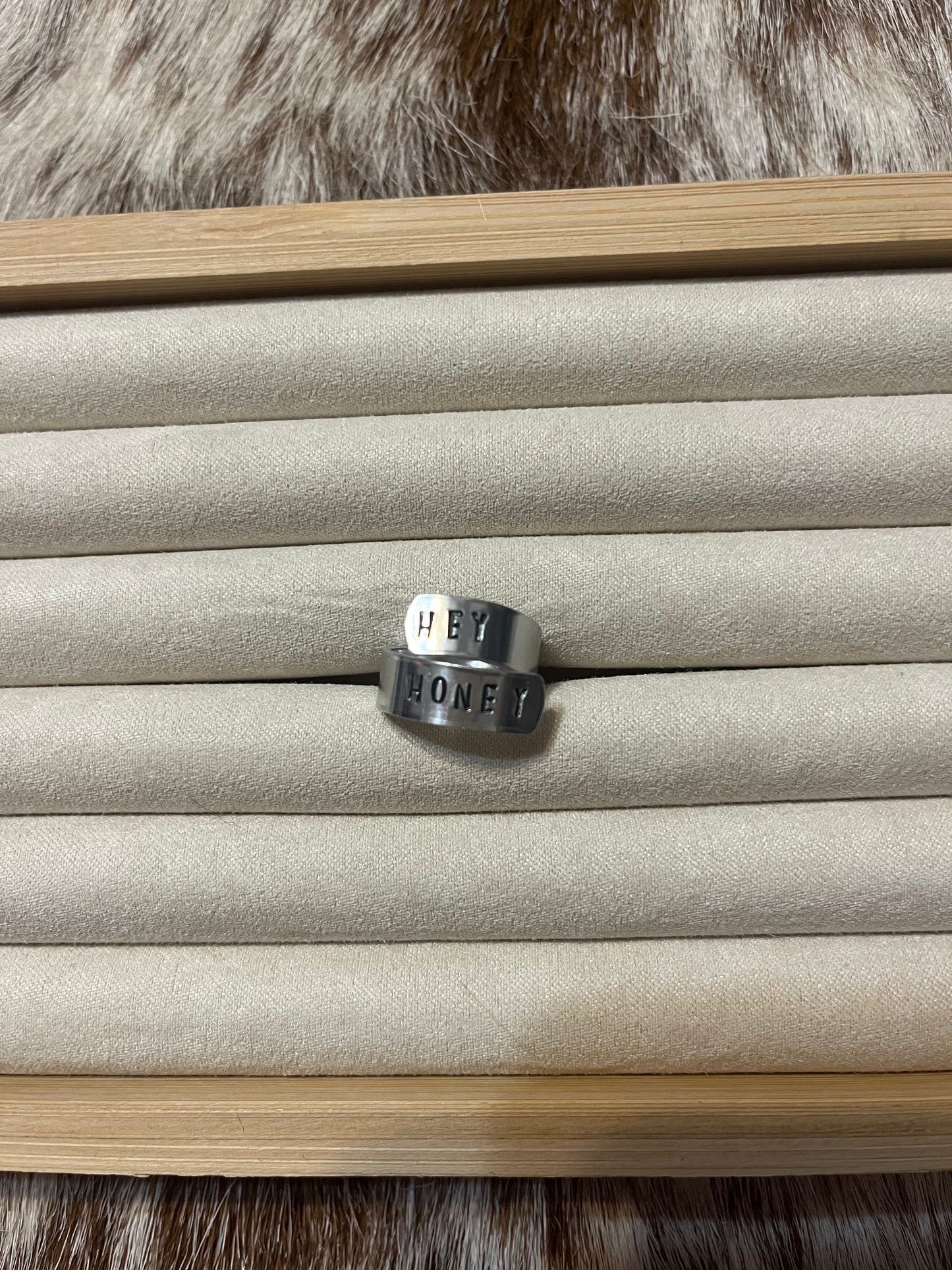 HEY HONEY Wrapped Ring